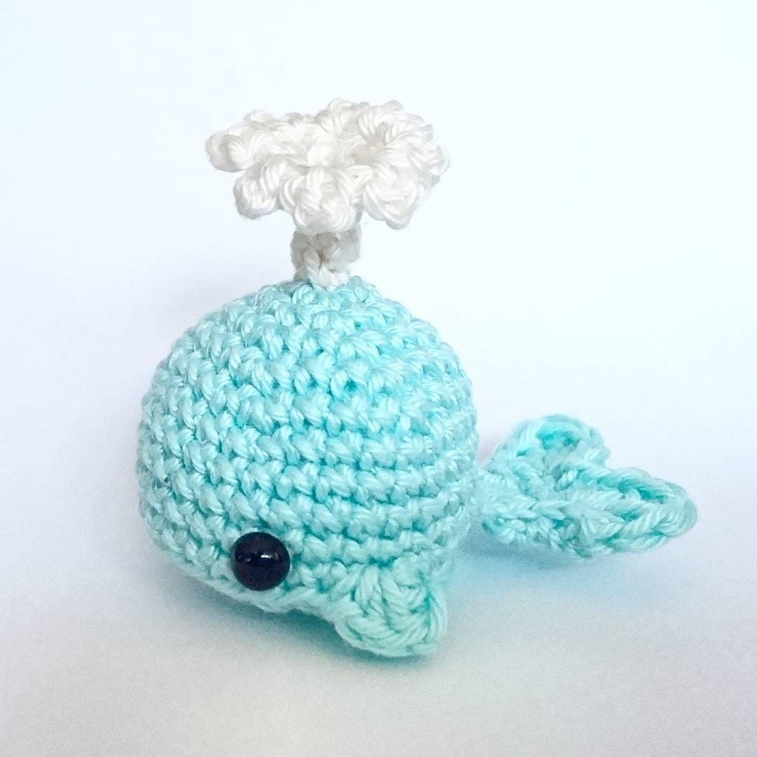 PDF ENGLISH, crochet pattern, Willy Whale by leami